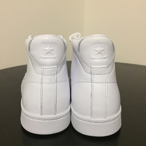 Converse One Star Hightops - Picture 3 of 8